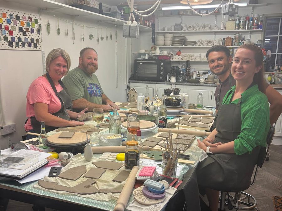 A relaxed table, and nothing to live up to.